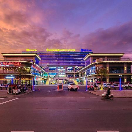 Vm Hotel Phnom-Penh Buitenkant foto