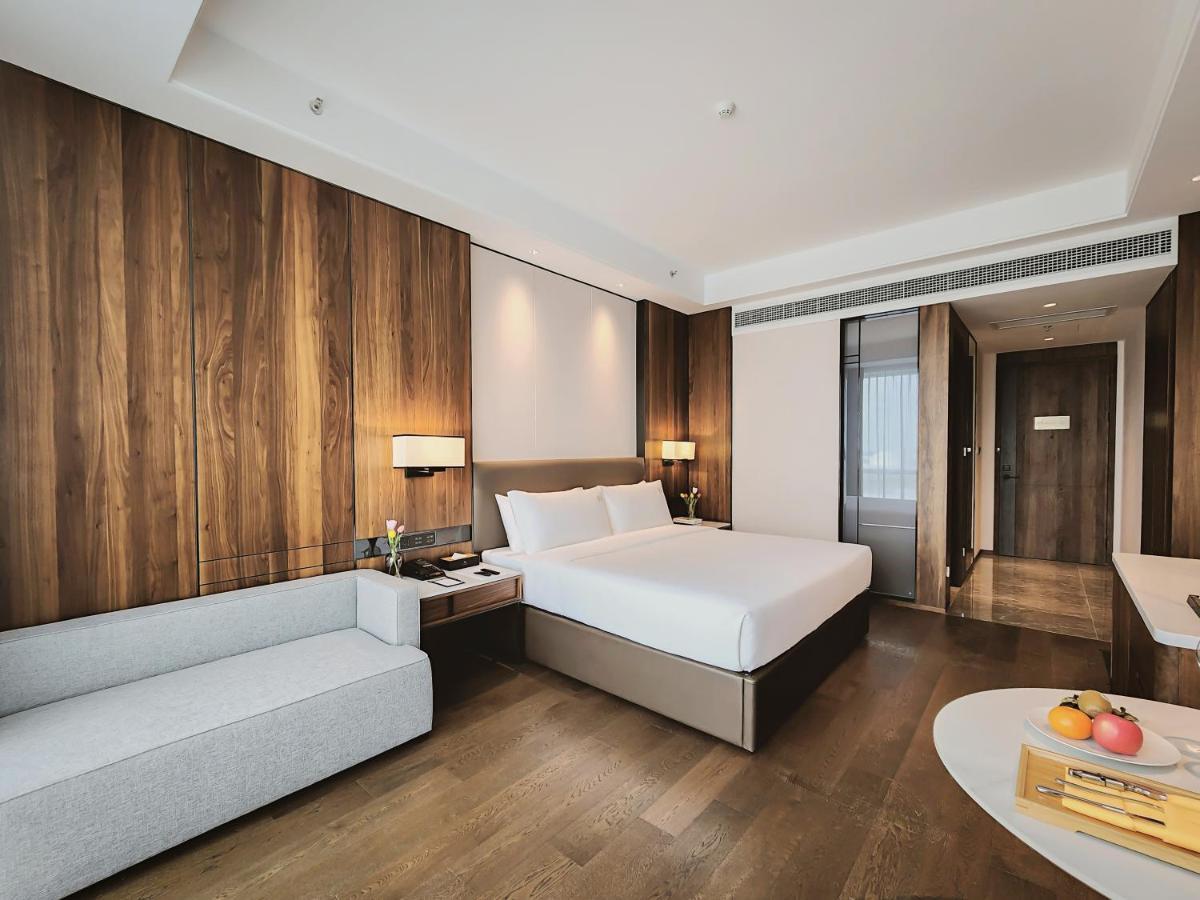 Vm Hotel Phnom-Penh Buitenkant foto