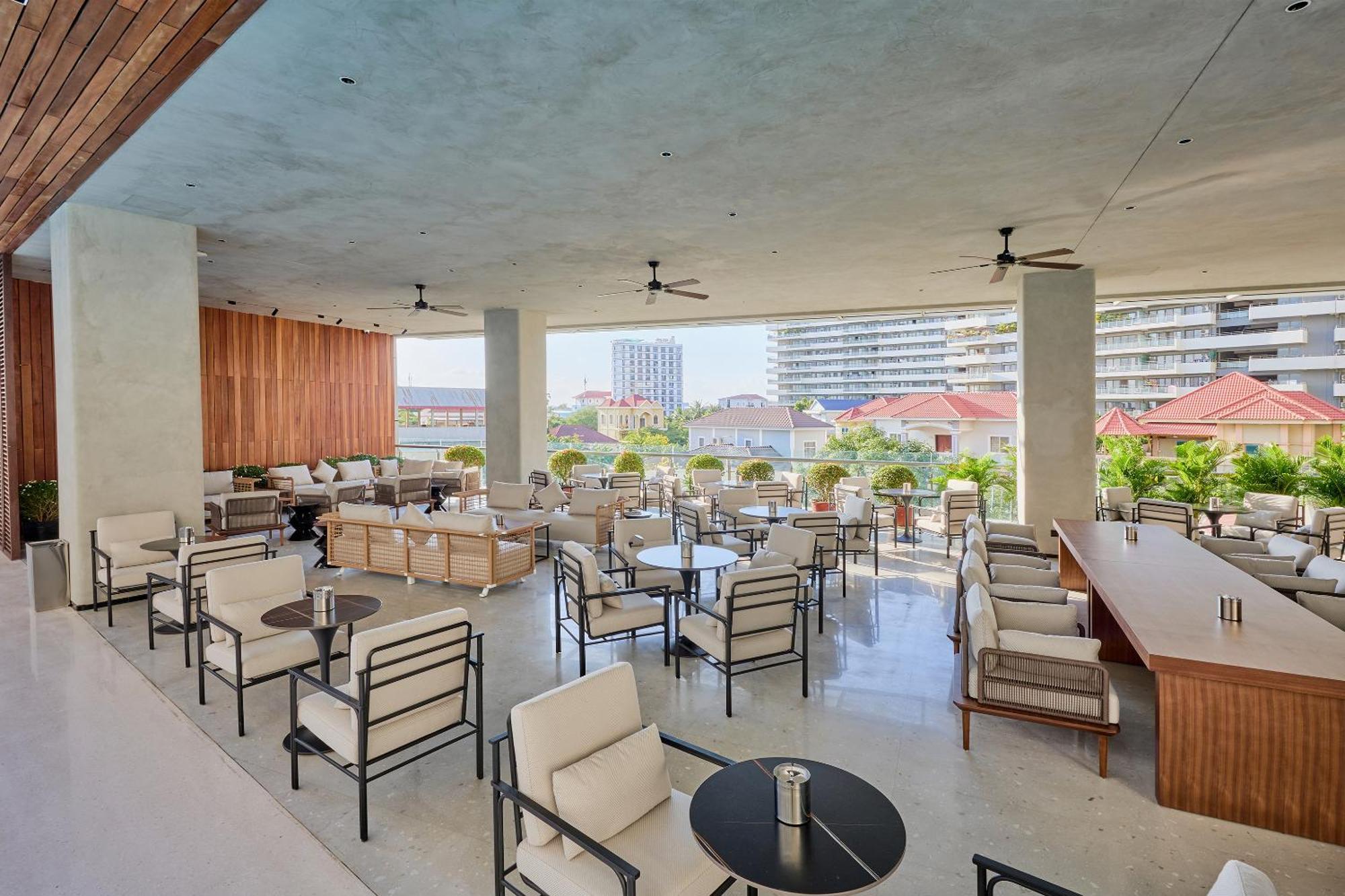 Vm Hotel Phnom-Penh Buitenkant foto
